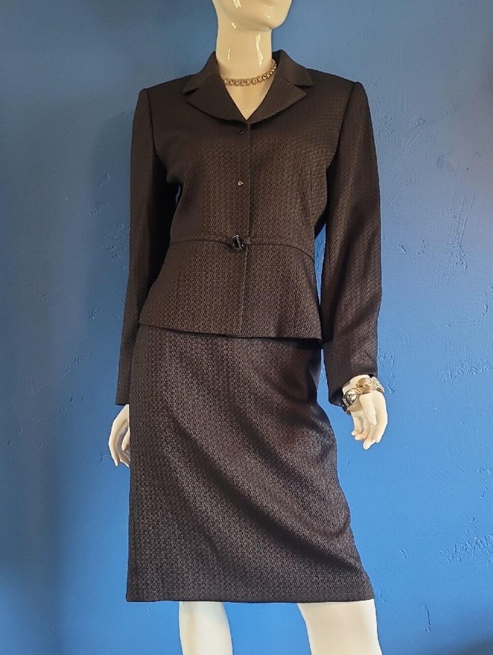 TAHARI Arthur S Levine Gray Skirt Suit 12/14